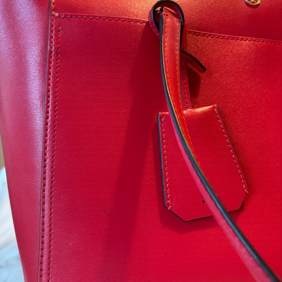 Tory Burch Parker Large Tote Cherry Apple Red - Picture 3 of 9